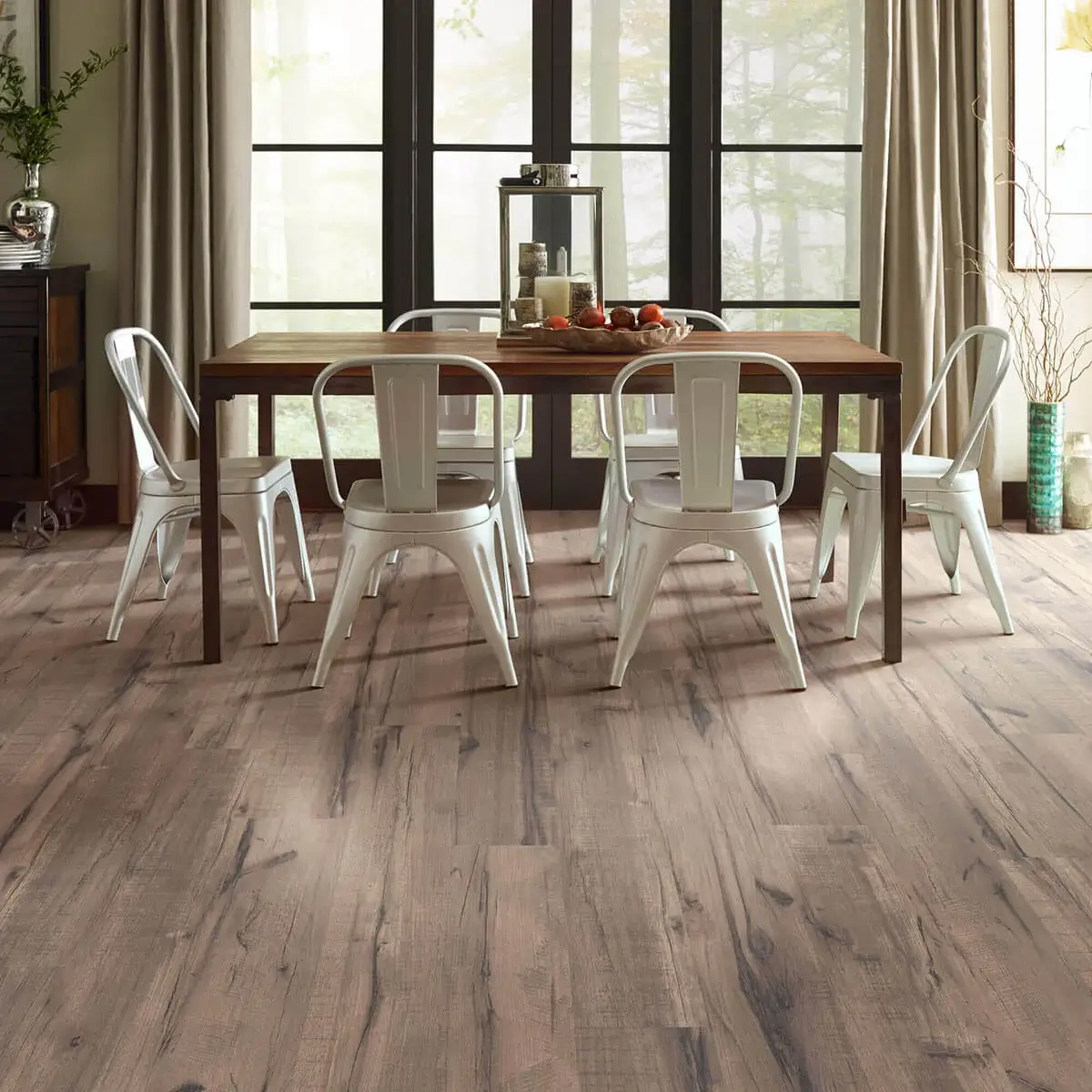 Dinning room laminate | Baker Valley Floors